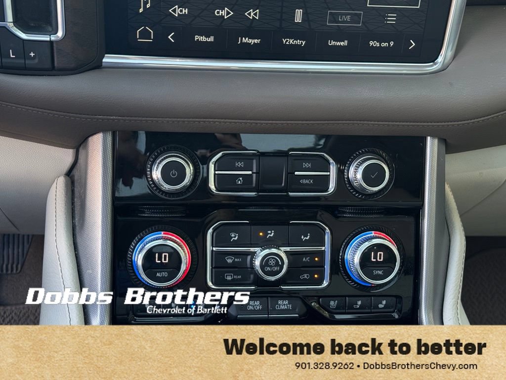 Used 2023 GMC Yukon XL Denali AWD/4WD image 29