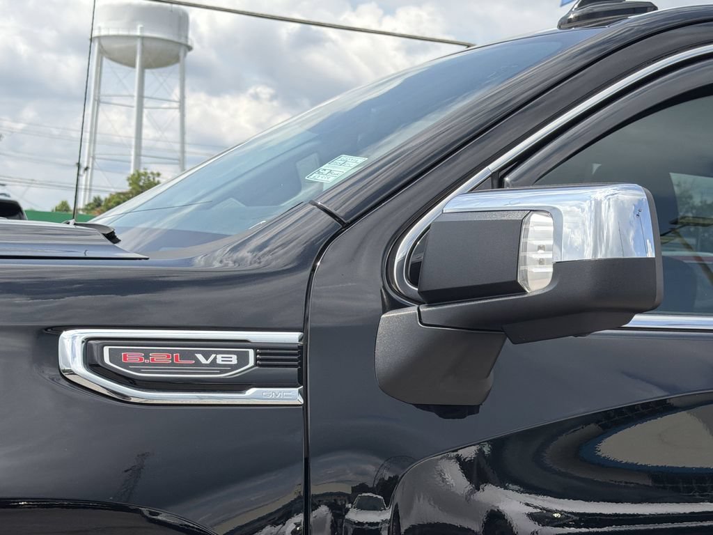 Used 2024 GMC Sierra 1500 Denali AWD/4WD image 30
