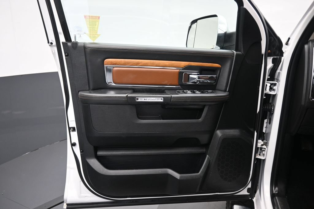 Used 2017 RAM 1500 Laramie Longhorn AWD/4WD image 9