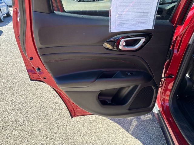 Used 2025 Jeep Compass Trailhawk w/ Trailhawk Elite Group image 22