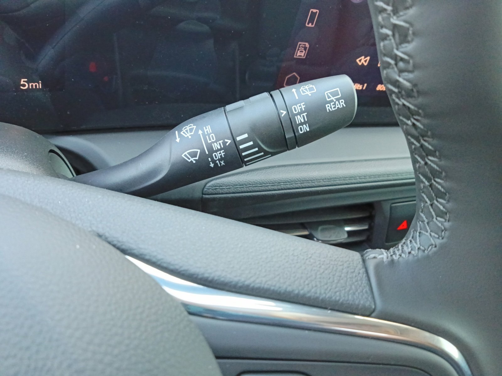 New 2026 Buick Encore GX Sport Touring w/ Advanced Technology Package image 24