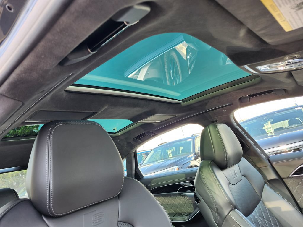 Certified 2023 Audi S8 AWD/4WD image 15