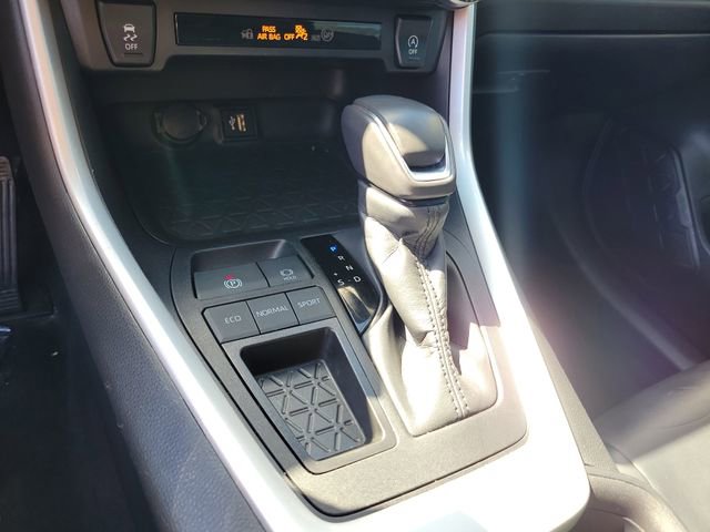 Used 2024 Toyota RAV4 XLE Premium FWD image 23
