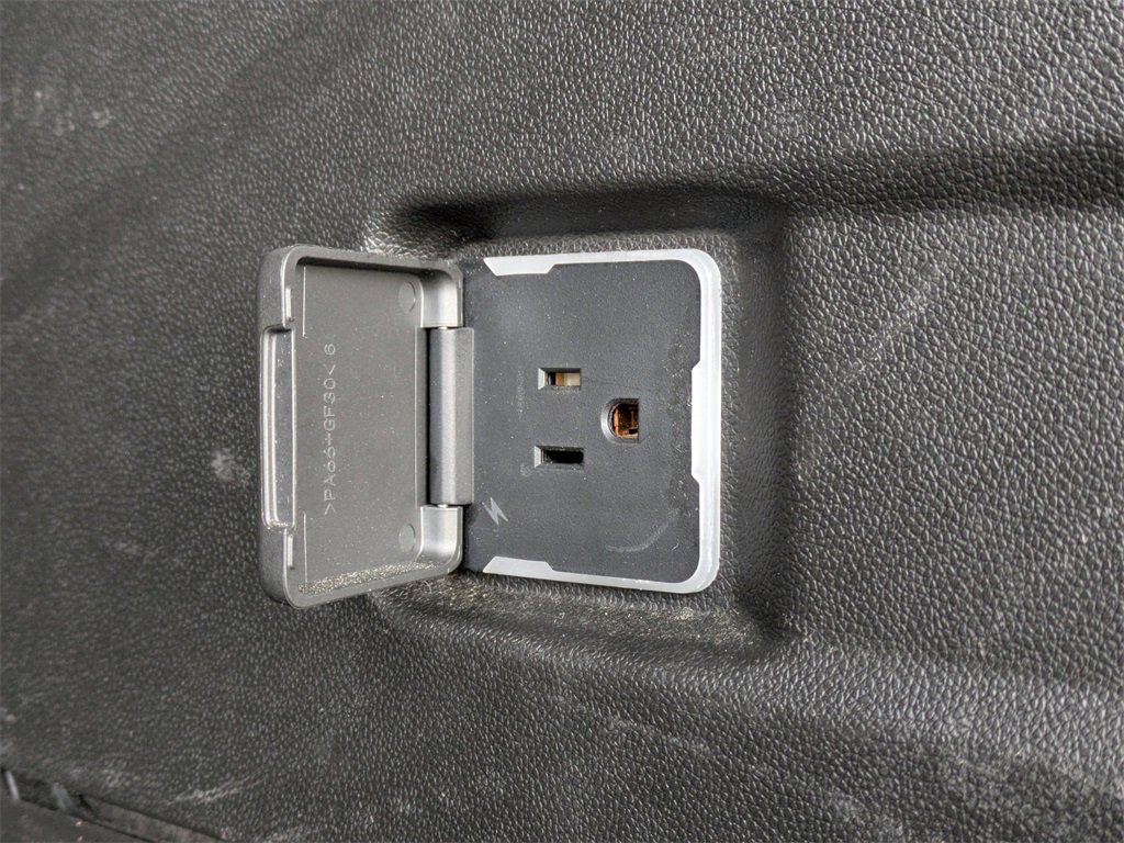 Used 2023 Chevrolet Tahoe LT image 15