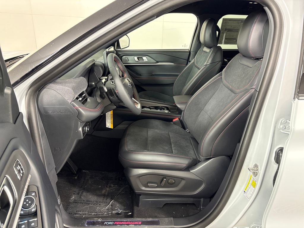 New 2026 Ford Explorer ST RWD image 30
