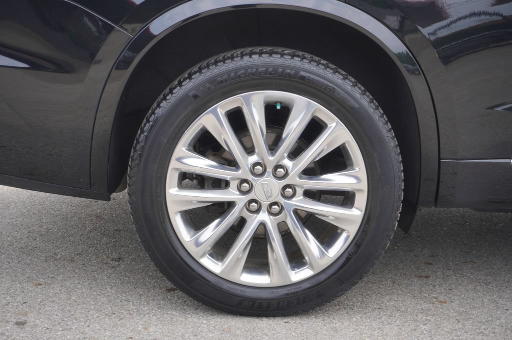 Used 2020 Cadillac XT6 Premium Luxury AWD/4WD image 12