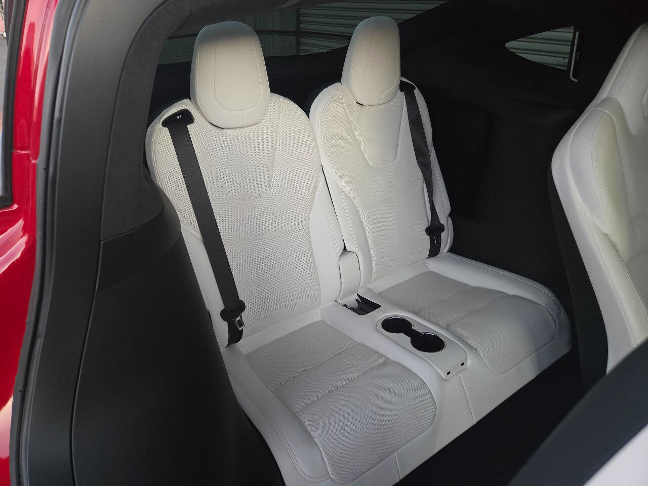 Used 2022 Tesla Model X Plaid image 25