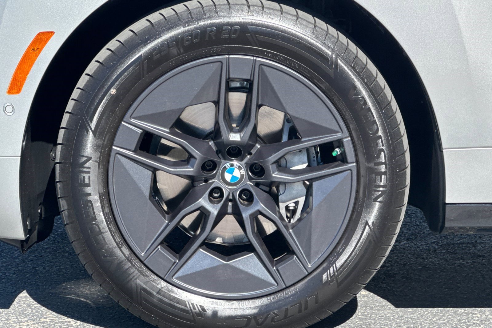 Used 2026 BMW iX xDrive45 AWD/4WD image 39