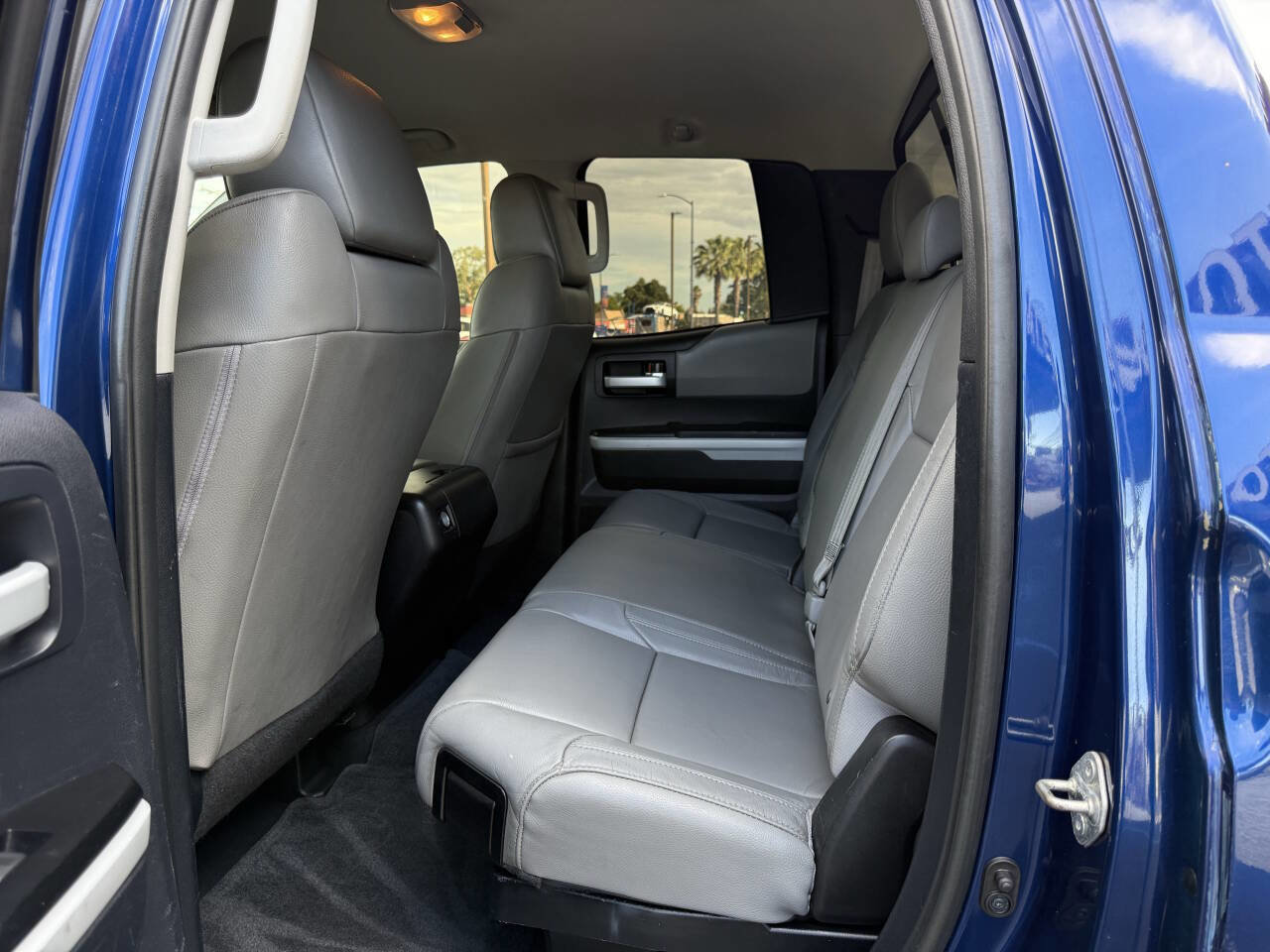 Used 2015 Toyota Tundra Limited image 11