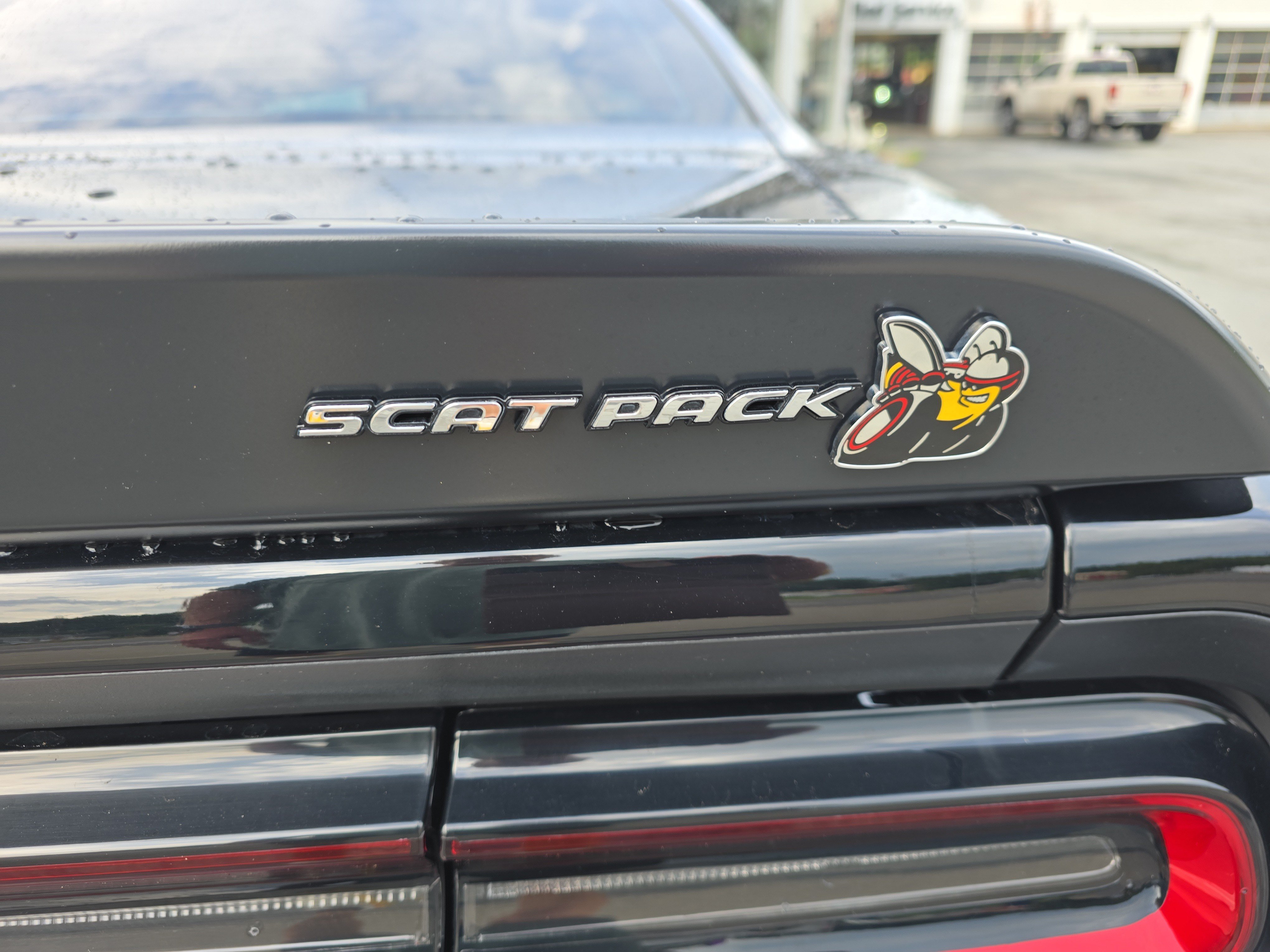 Used 2022 Dodge Challenger R/T Scat Pack RWD image 5
