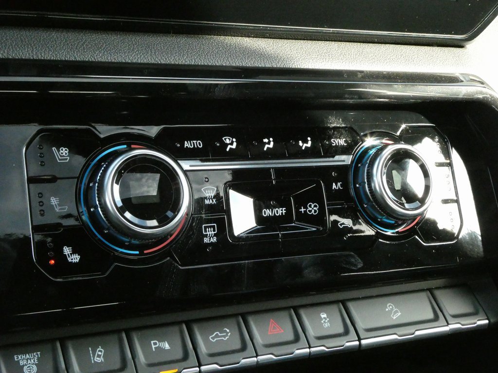 New 2026 GMC Sierra 2500 AT4 w/ AT4 Premium Plus Package image 16