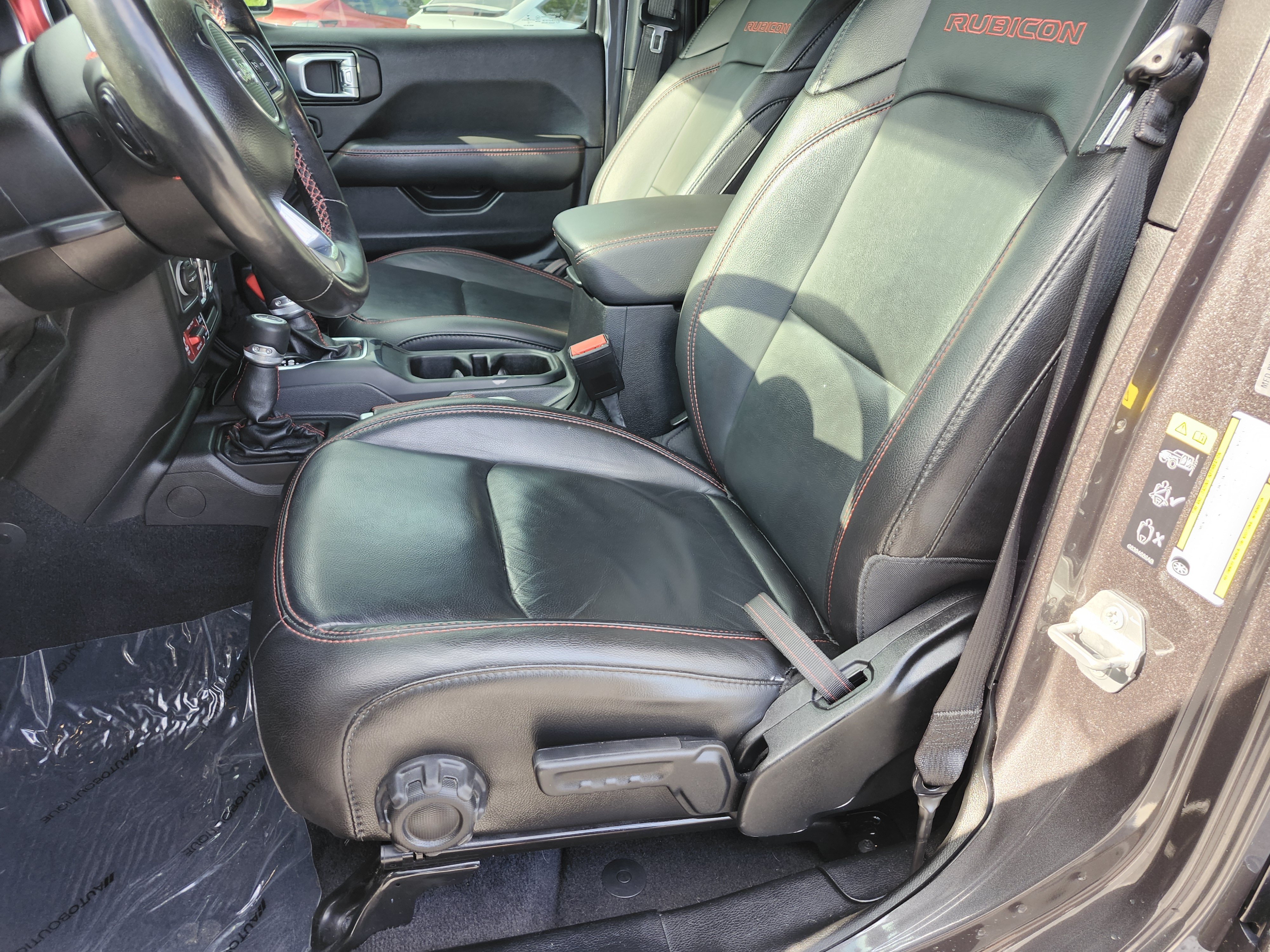 Used 2021 Jeep Wrangler Unlimited Rubicon AWD/4WD image 25