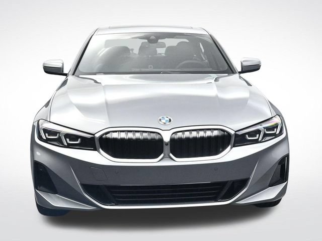 New 2026 BMW 330i xDrive Sedan w/ Premium Package AWD/4WD image 11