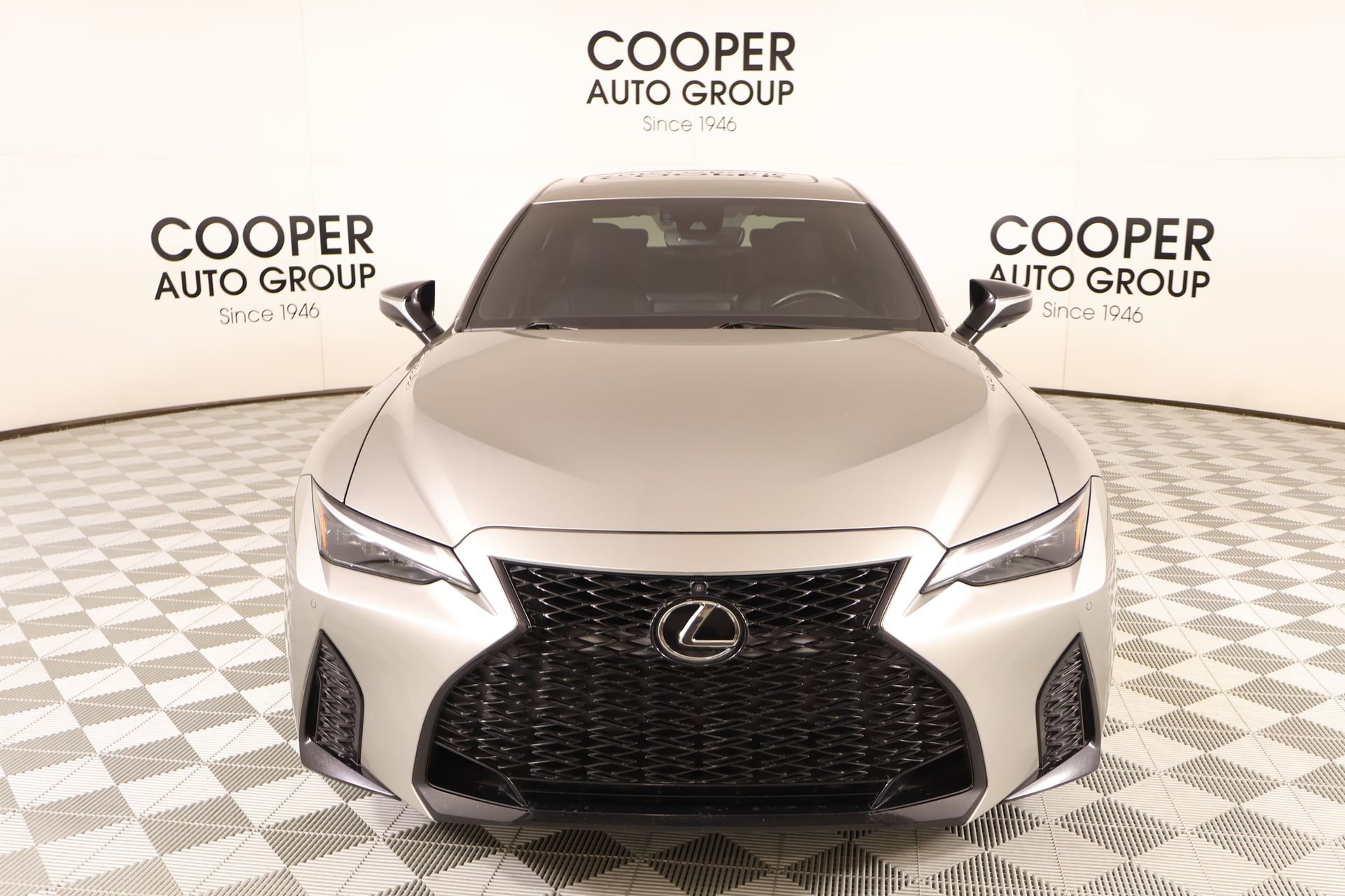 Used 2021 Lexus IS 350 F Sport w/ Dynamic Handling Package AWD/4WD image 10