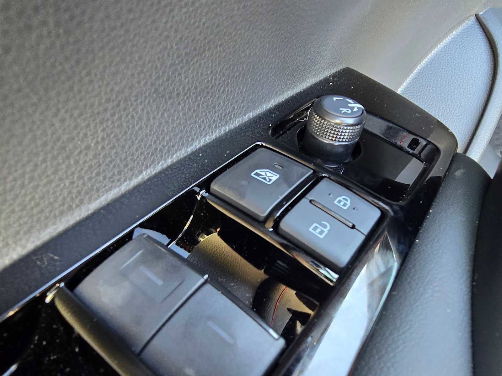 New 2026 Toyota Corolla Premium Plus image 25