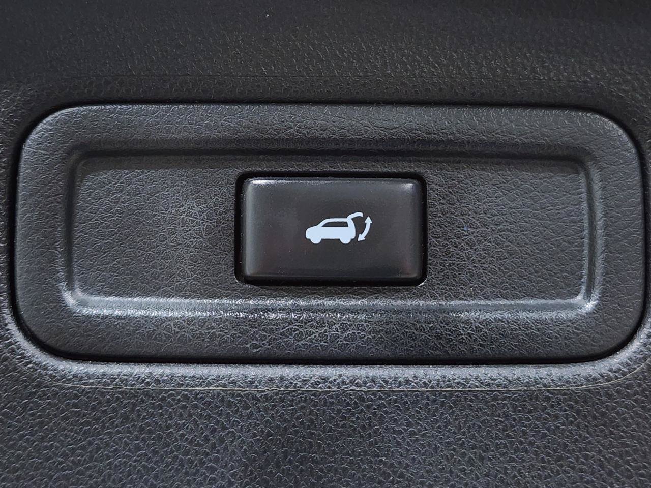 Used 2013 INFINITI FX37 AWD w/ Premium Pkg image 35