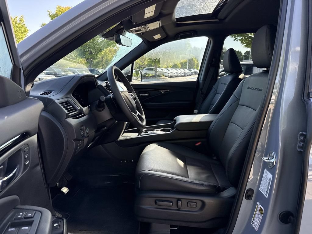 New 2026 Honda Ridgeline Black Edition image 17