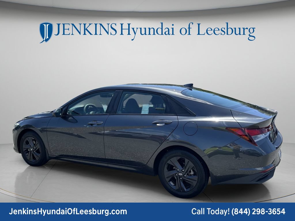 Certified 2023 Hyundai Elantra SEL FWD image 7