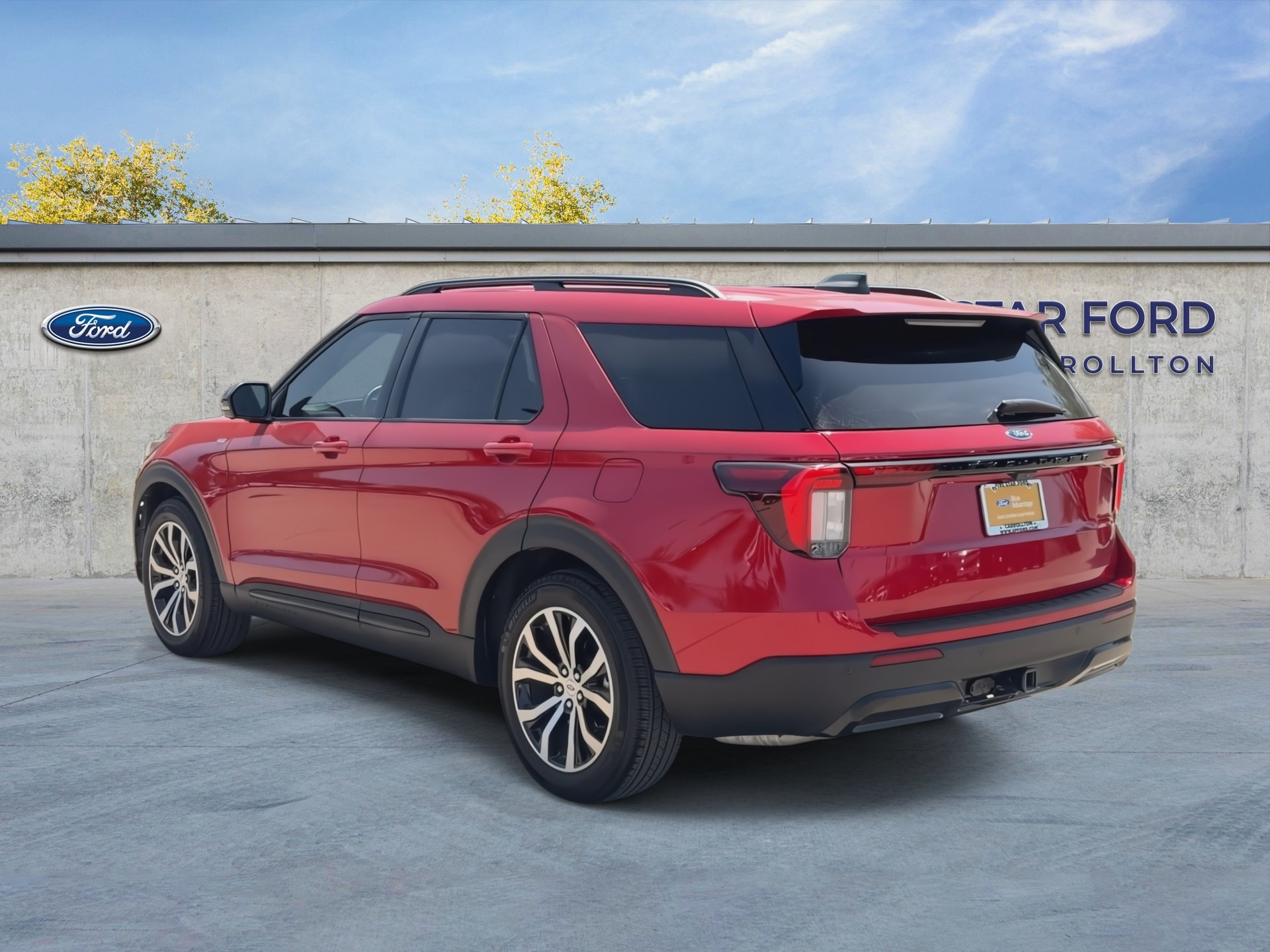 Certified 2025 Ford Explorer ST-Line w/ Premium Package RWD image 6