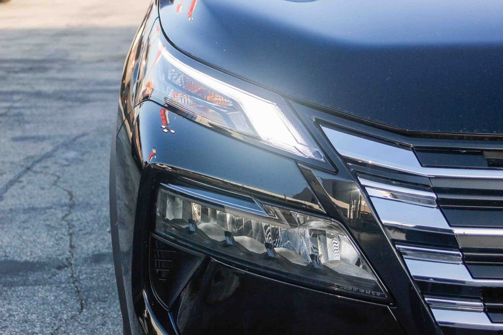 New 2025 Nissan Rogue SV w/ SV Premium Package image 5