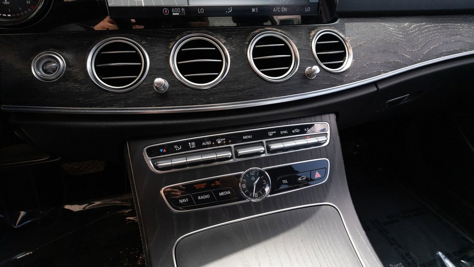 Used 2019 Mercedes-Benz E 300 w/ Premium 1 Package image 34