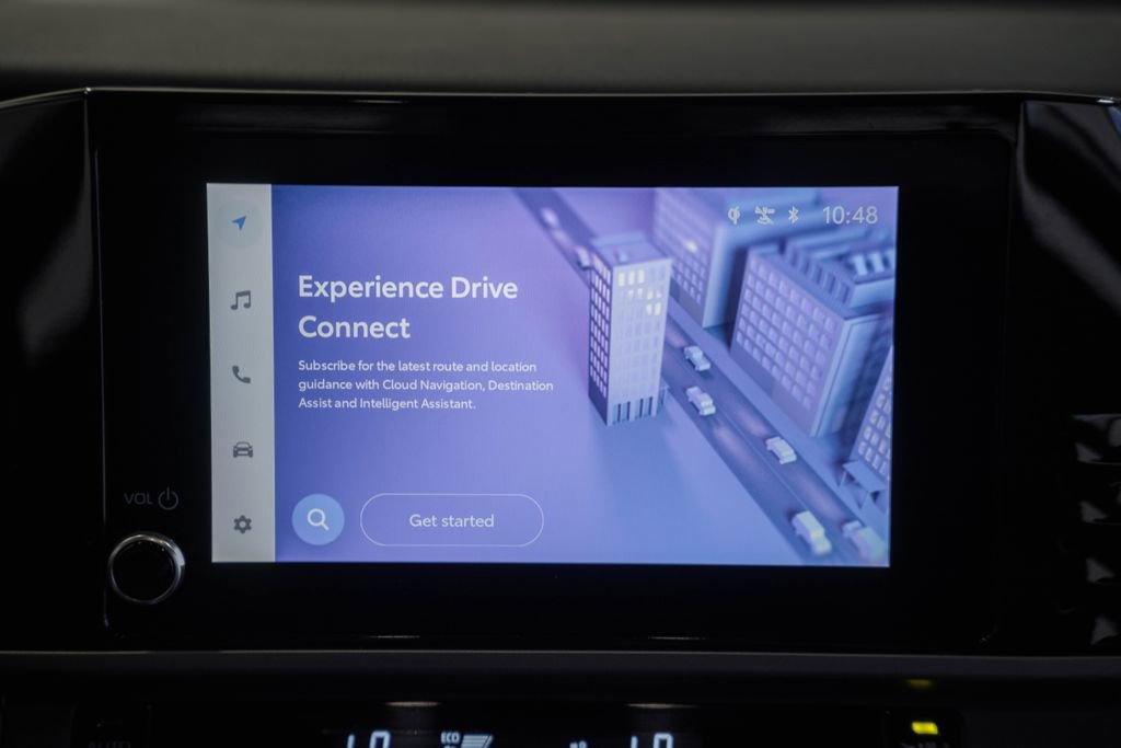 Used 2025 Toyota Camry SE image 20