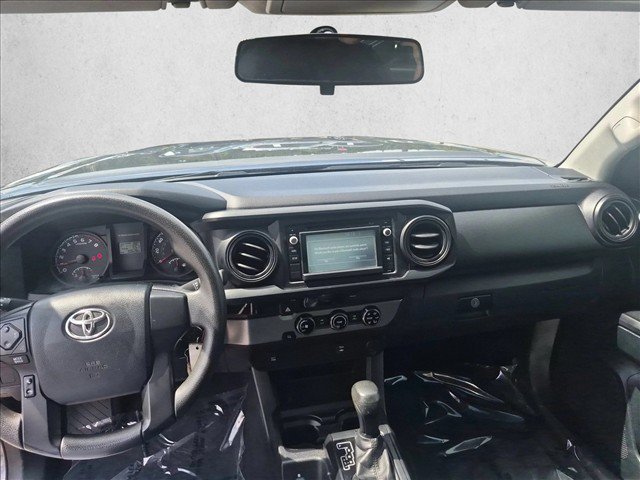 Used 2017 Toyota Tacoma SR RWD image 18