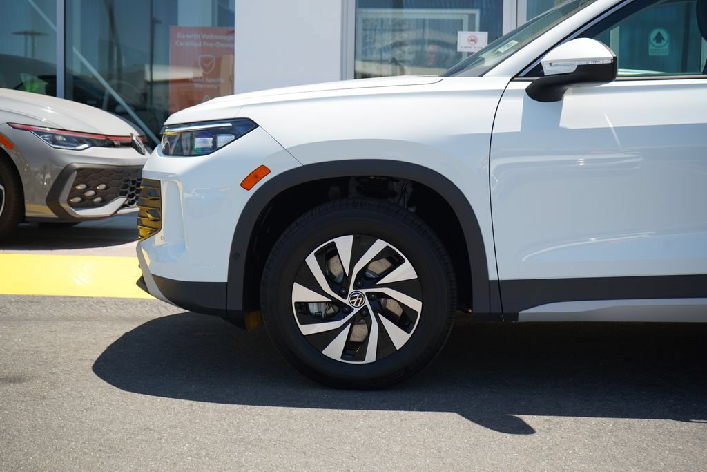 New 2026 Volkswagen Tiguan S AWD/4WD image 2
