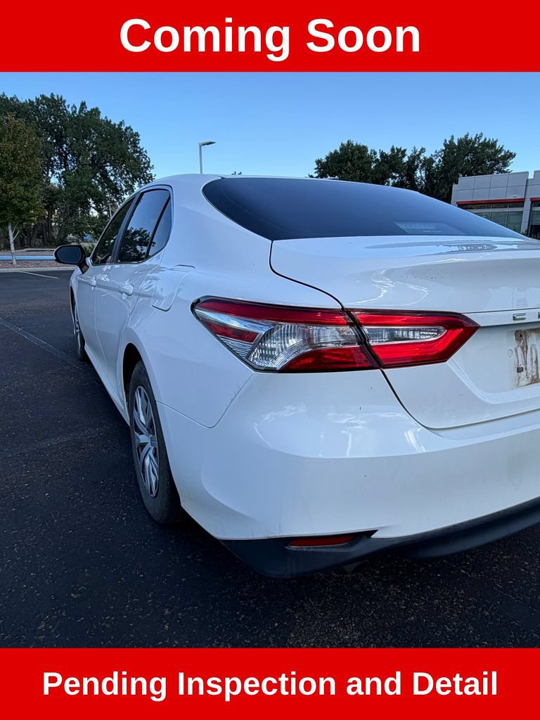 Used 2018 Toyota Camry LE FWD image 4