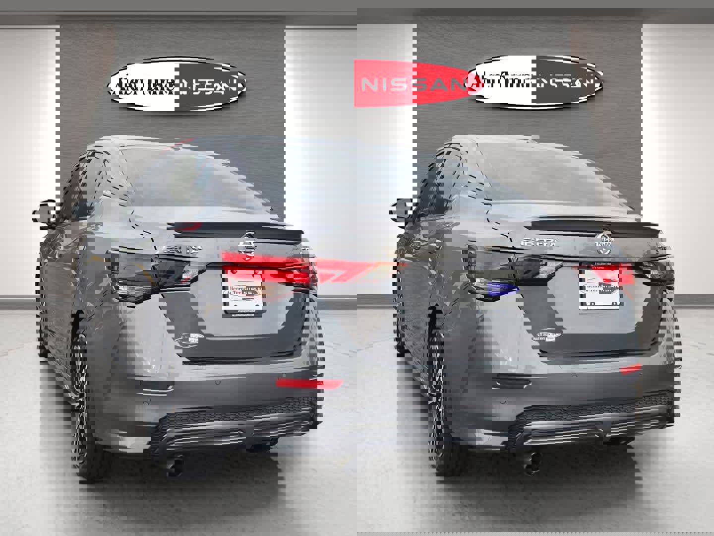 Used 2022 Nissan Sentra SR image 9