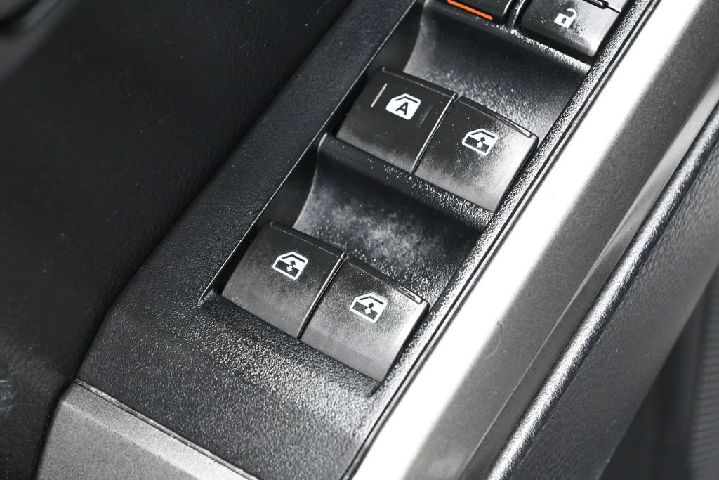 Used 2020 Toyota Tacoma SR5 RWD image 12