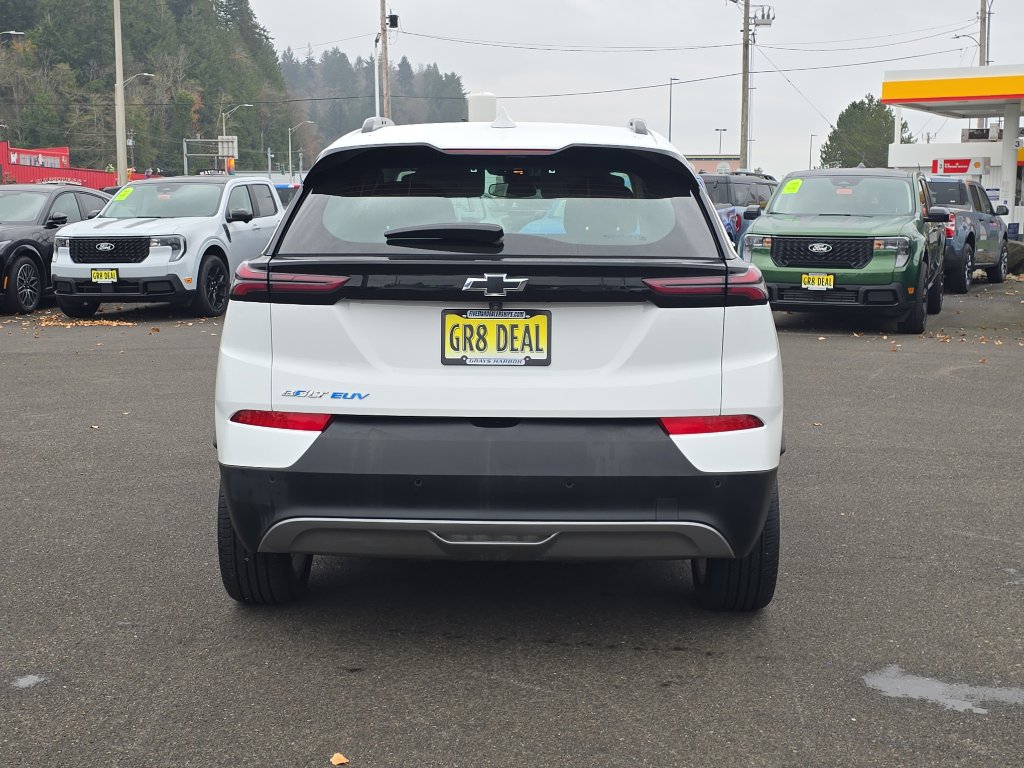 Used 2023 Chevrolet Bolt EUV LT w/ Driver Confidence Package image 8