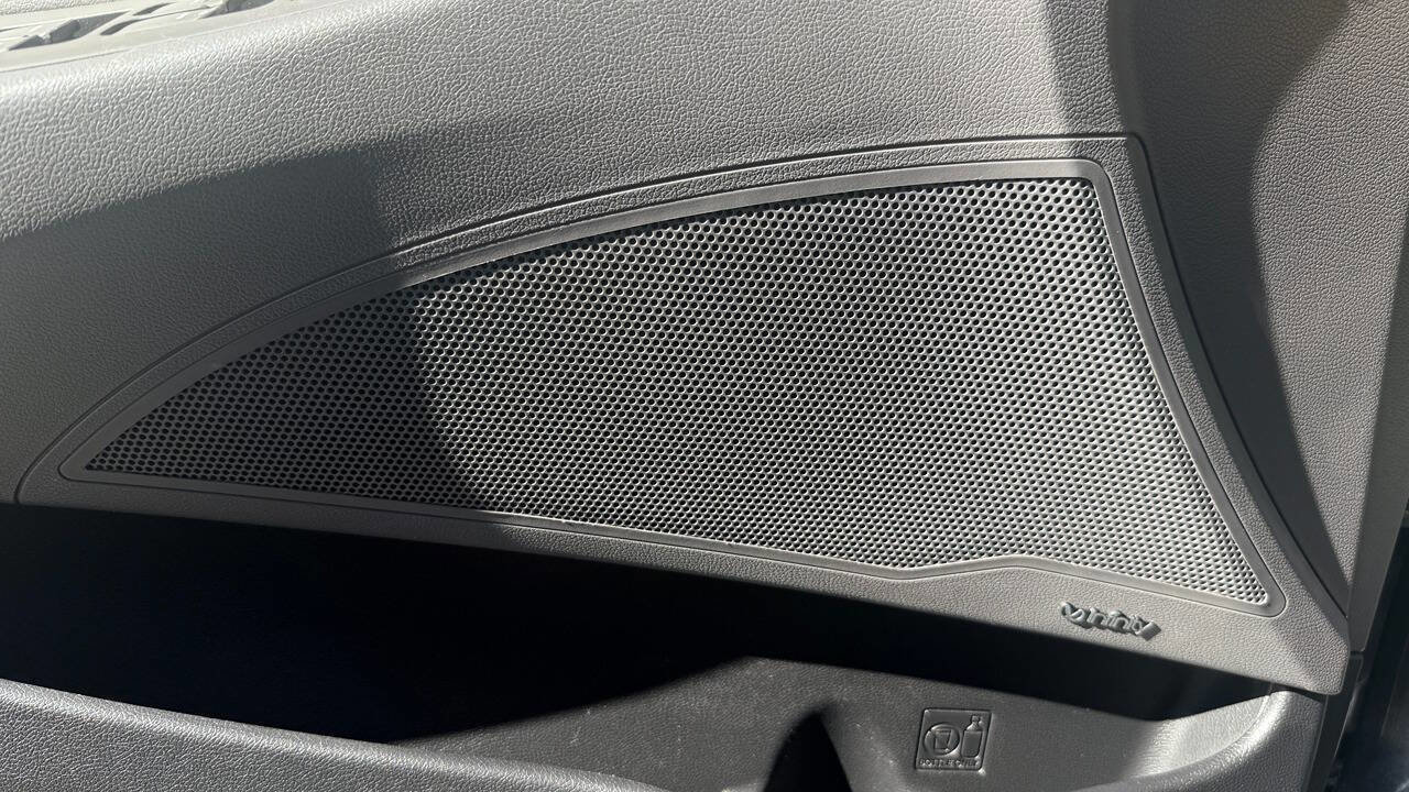 Used 2013 Hyundai Sonata Limited w/ Premium Pkg image 41