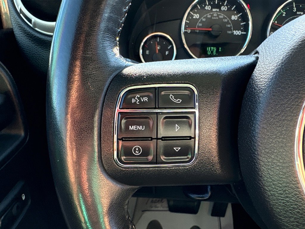 Used 2018 Jeep Wrangler Unlimited Sahara w/ Dual Top Group image 11