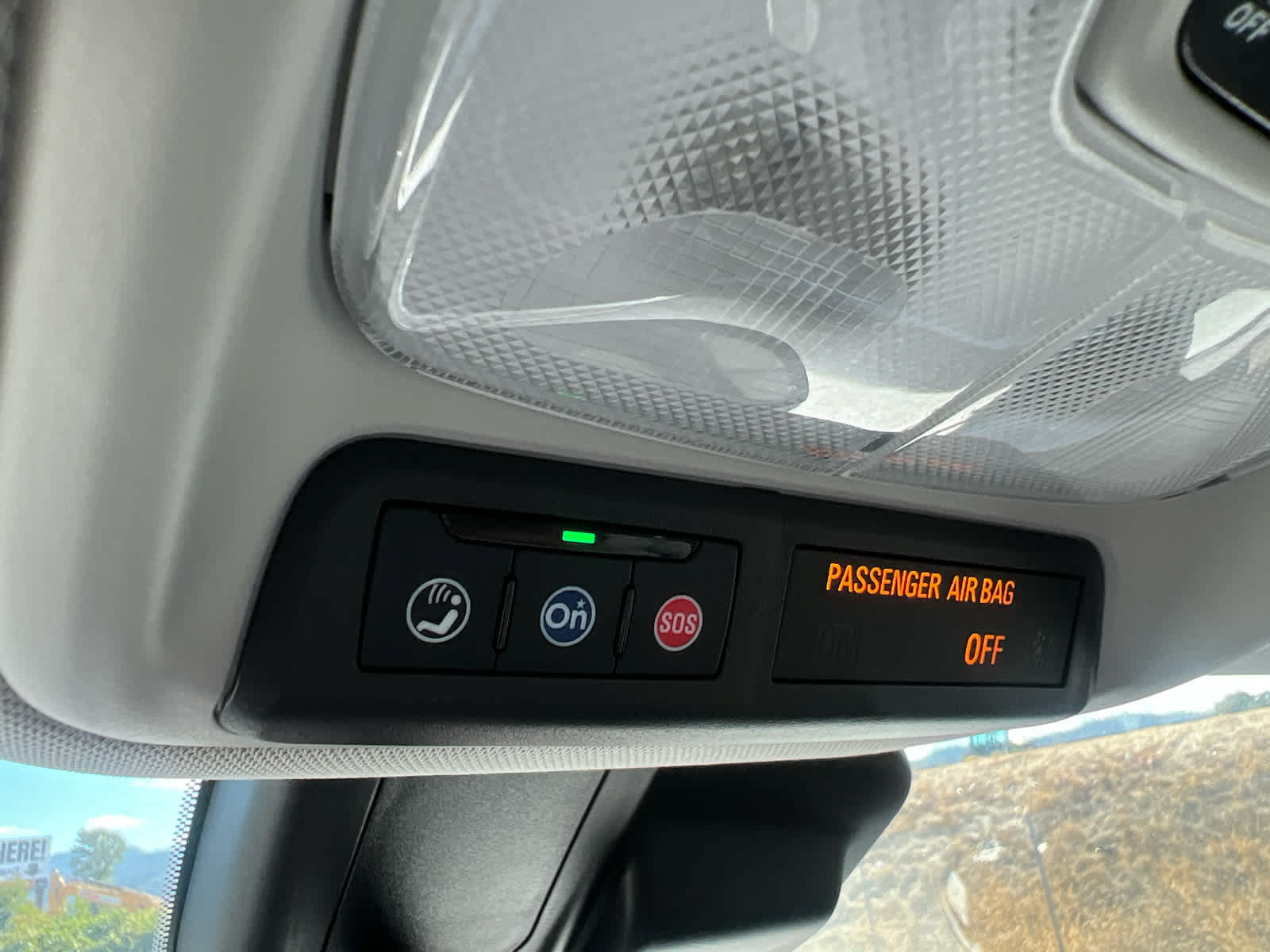 Used 2025 Chevrolet TrailBlazer LT AWD/4WD image 23