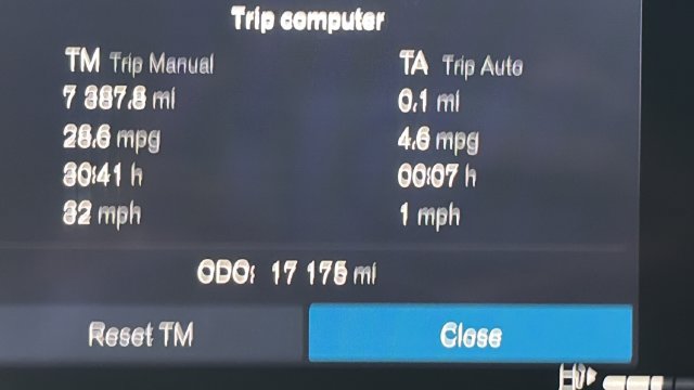 Certified 2026 Volvo XC60 B5 Plus AWD/4WD image 18