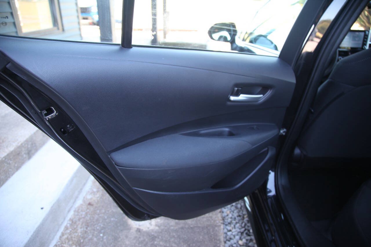 Used 2021 Toyota Corolla LE FWD image 44