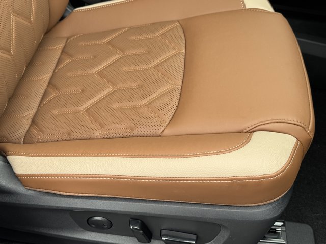 New 2026 Nissan Pathfinder Platinum w/ Cargo Package image 15