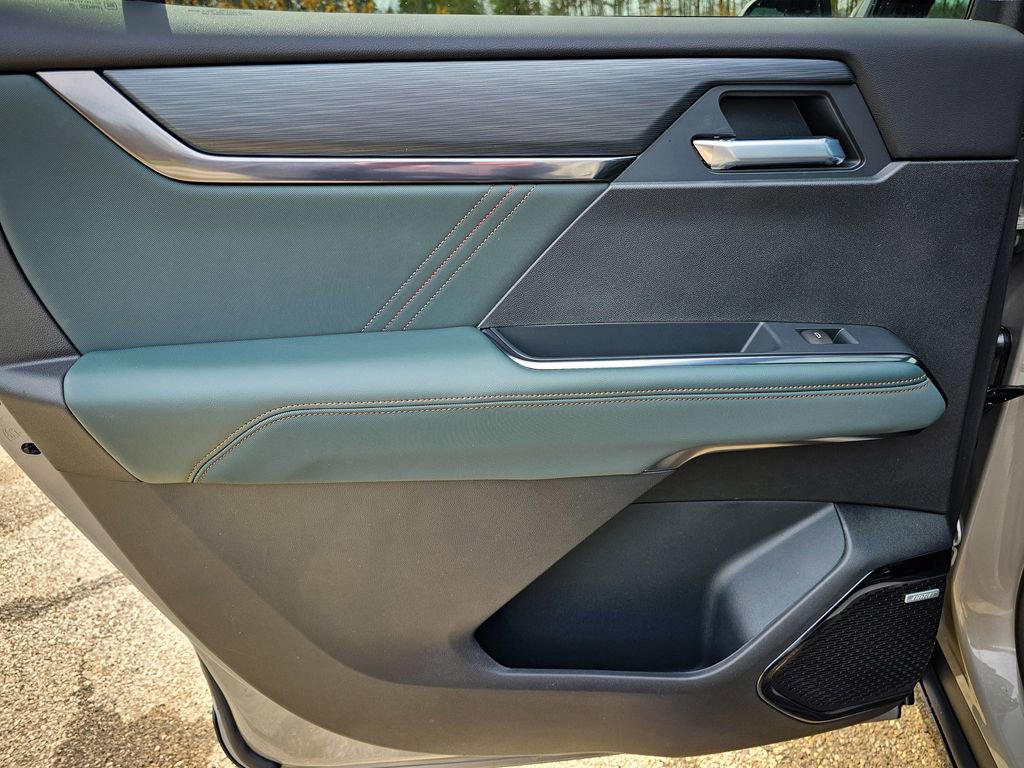 New 2026 GMC Acadia AT4 image 34