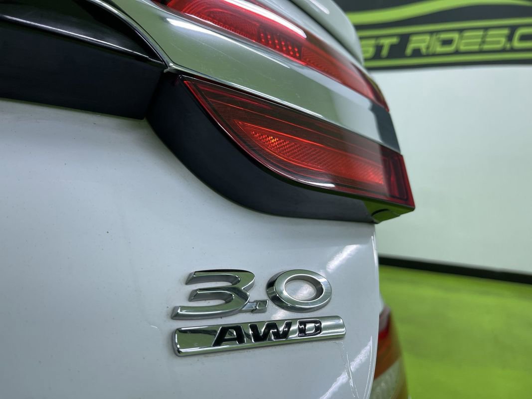 Used 2013 Jaguar XF 3.0 image 14