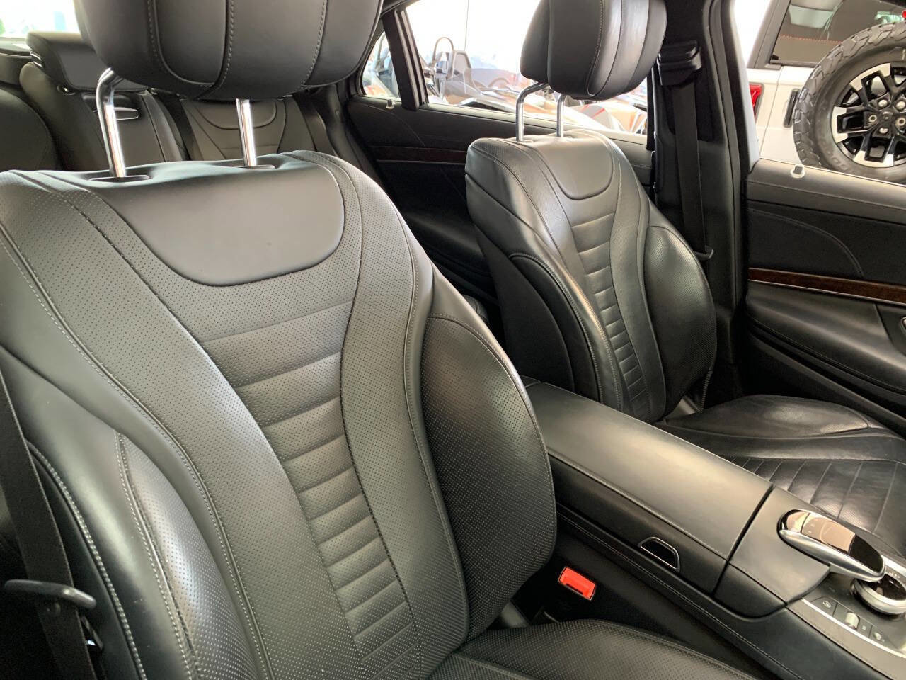 Used 2016 Mercedes-Benz S 550 S 550 4MATIC AWD 4dr Sedan image 11