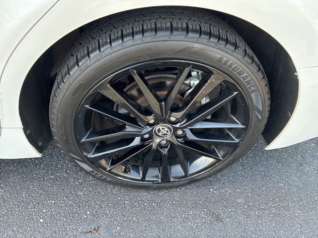 Used 2021 Toyota Camry XSE image 12