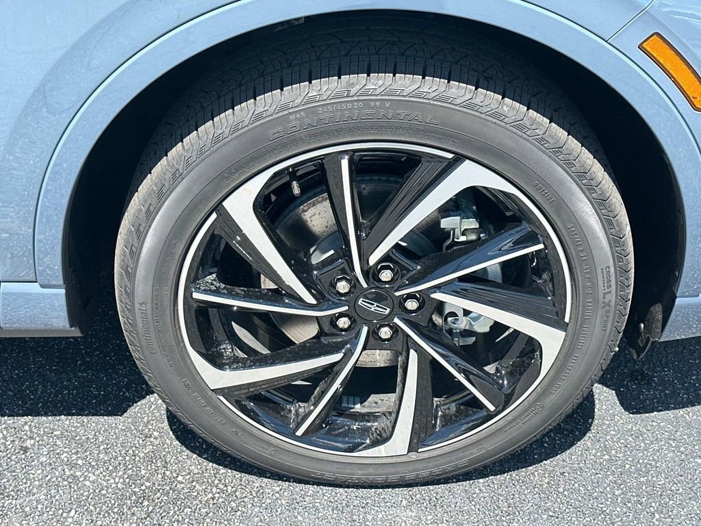 New 2025 Lincoln Corsair Grand Touring w/ Rear Removable Package Tray image 12