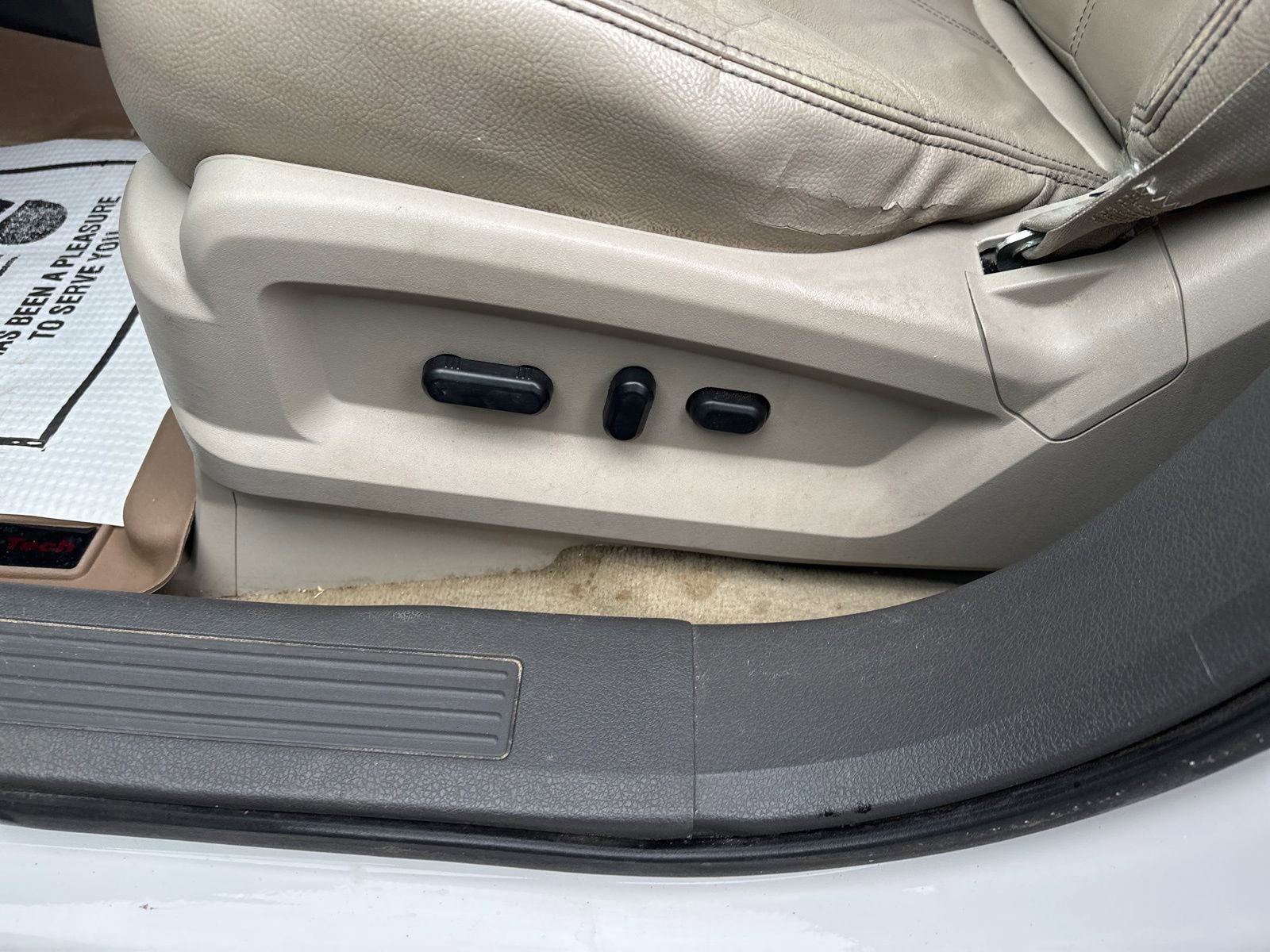 Used 2011 Ford Edge SEL w/ 202A Rapid Spec Order Code AWD/4WD image 13