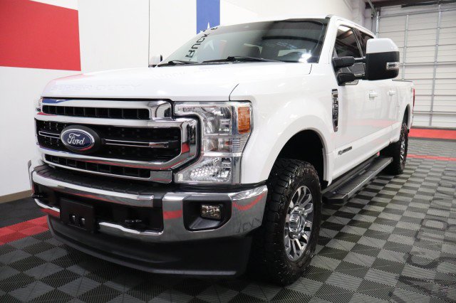 Used 2020 Ford F250 Lariat w/ Lariat Value Package AWD/4WD image 3