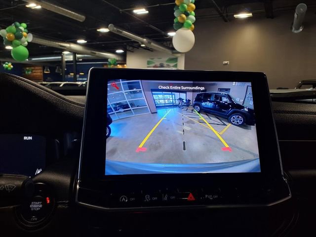 Used 2023 Jeep Compass High Altitude image 24