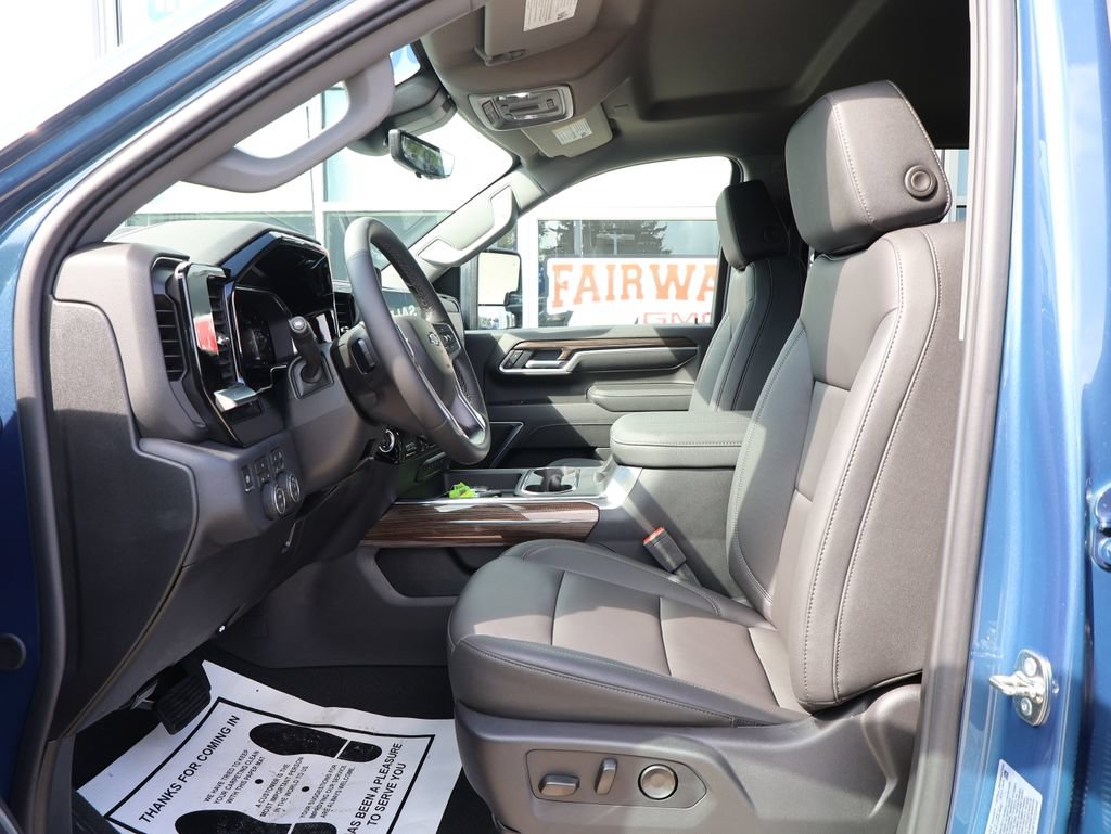 New 2026 Chevrolet Silverado 3500 LT AWD/4WD image 15