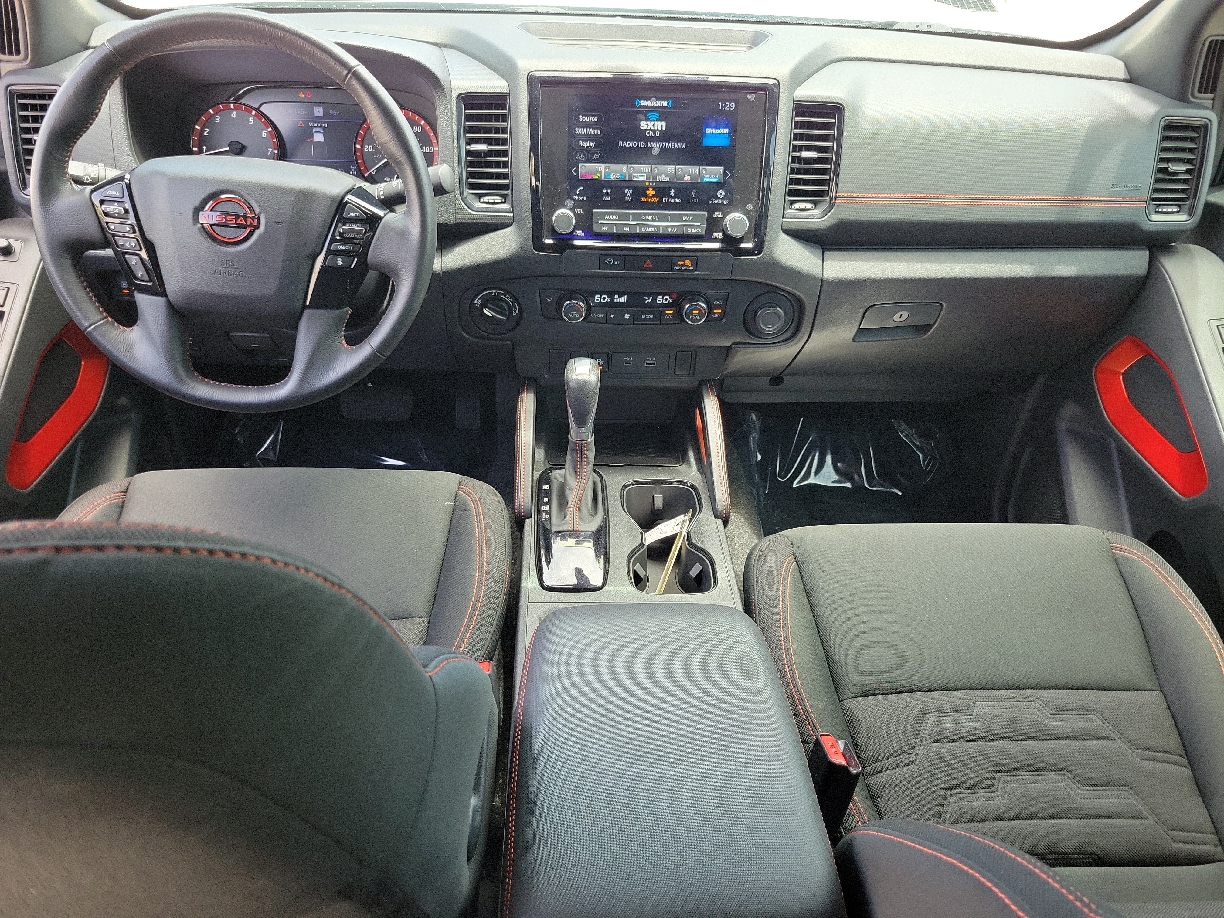 Used 2024 Nissan Frontier PRO-4X w/ Technology Package AWD/4WD image 18