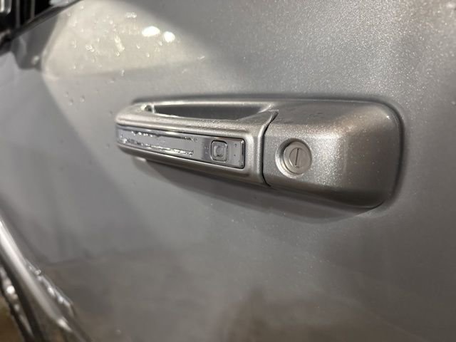 Used 2021 RAM 2500 Laramie AWD/4WD image 3