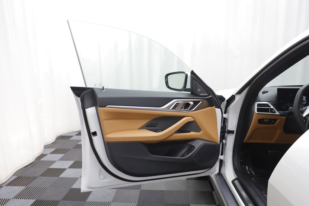 New 2026 BMW i4 xDrive40i w/ Premium Package AWD/4WD image 5
